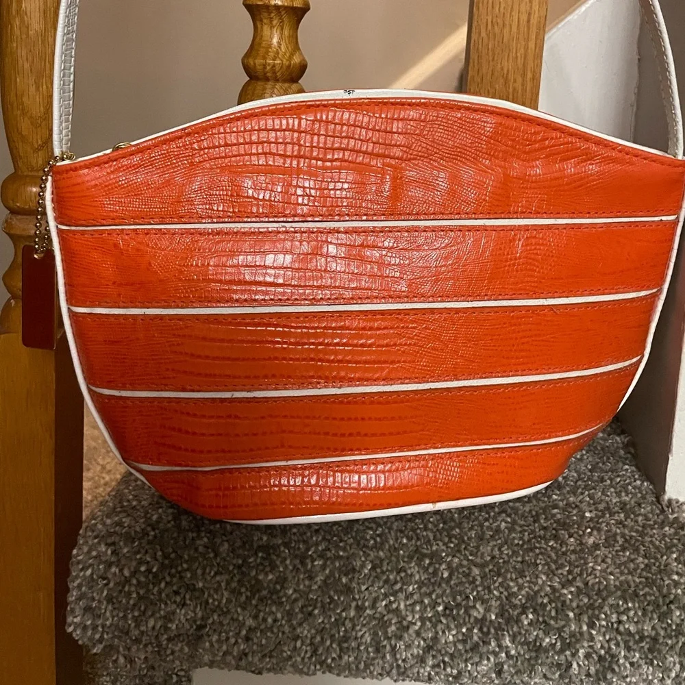 Austin Designs Handbag - Picture 1 of 3